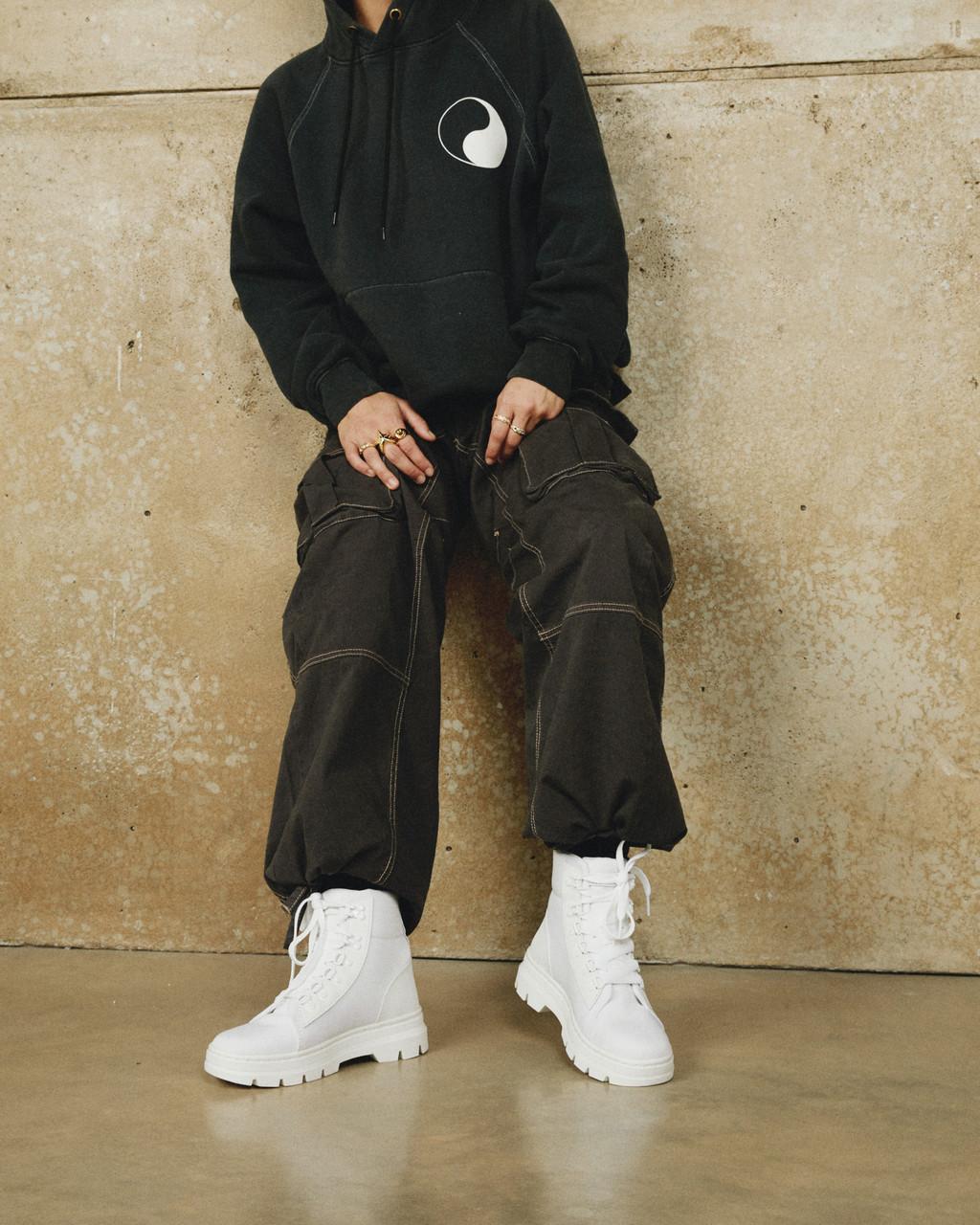 Dámské Boty Dr Martens Combs Poly Casual Bílé | 78080587