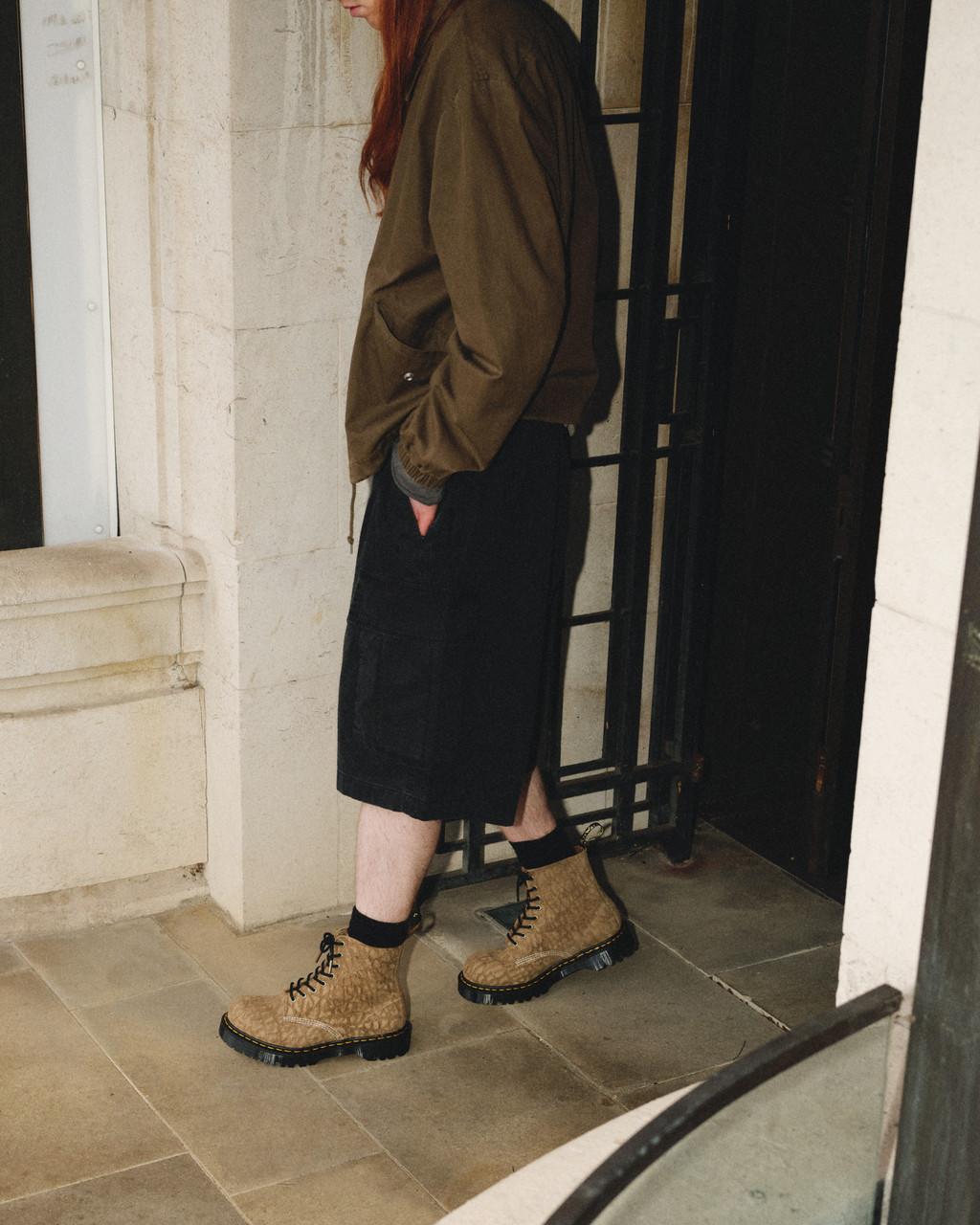 Dámské Šněrovací Boty Dr Martens 1460 Made in England Emboss Suede Hnědé | 53086427