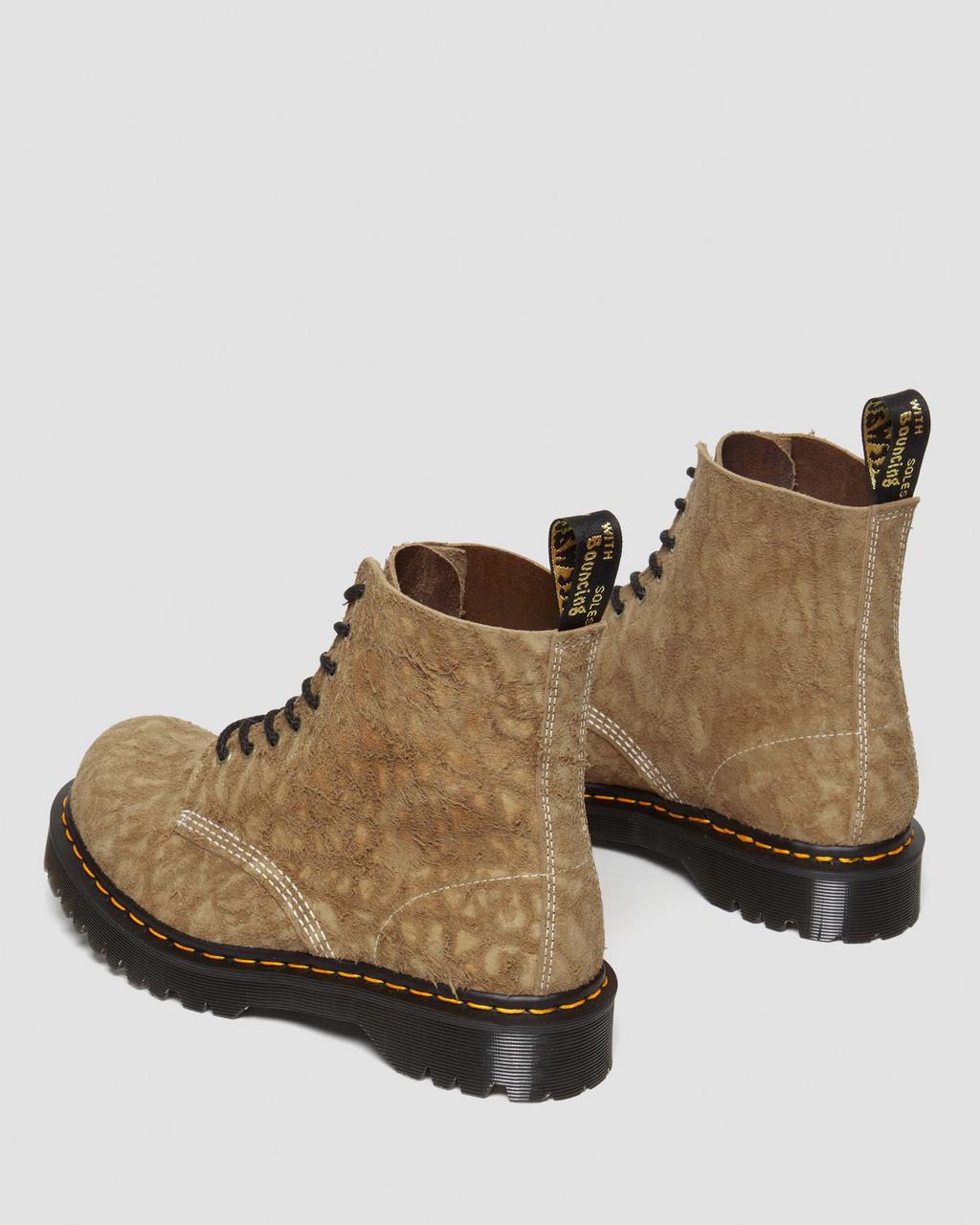 Dámské Šněrovací Boty Dr Martens 1460 Made in England Emboss Suede Hnědé | 53086427