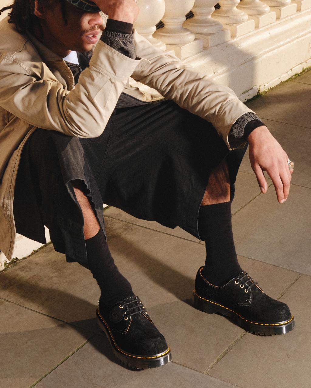 Pánské Oxfordky Dr Martens 1461 Bex Made in England Emboss Suede Černé | 37910362