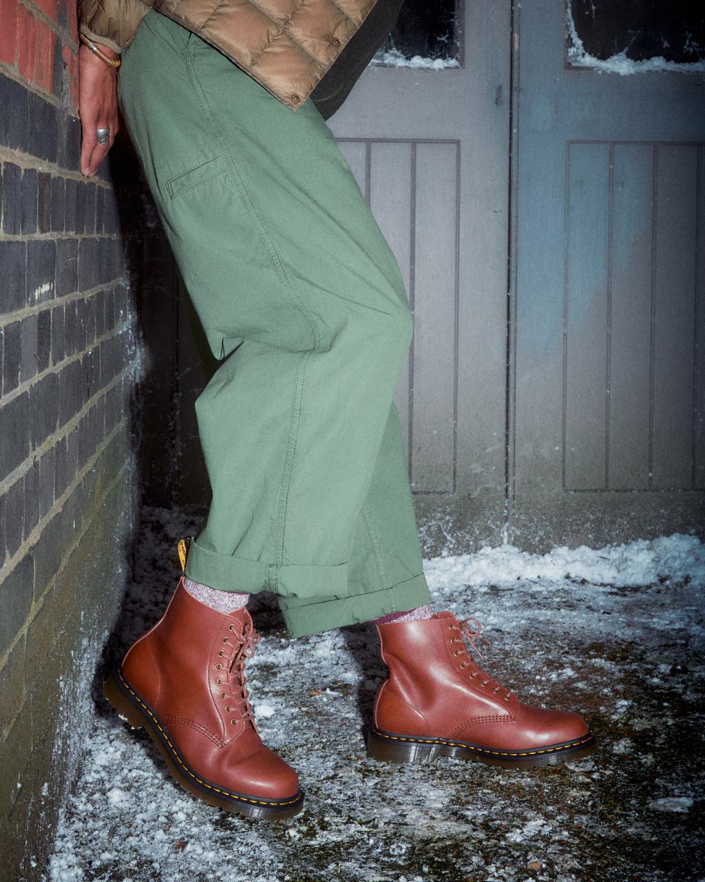 Pánské Šněrovací Boty Dr Martens 1460 Carrara Leather Hnědé | 88954633